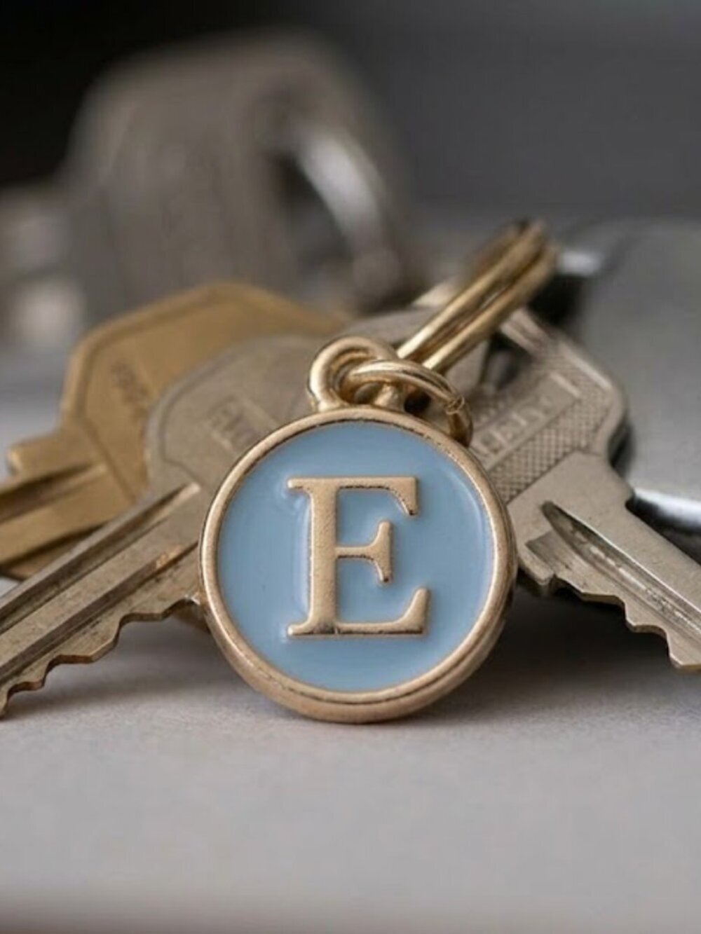 Gold & Blue Enamel Initial E Bag Charm Keychain - Personalized Elegant Accessory - Picture 3 of 4